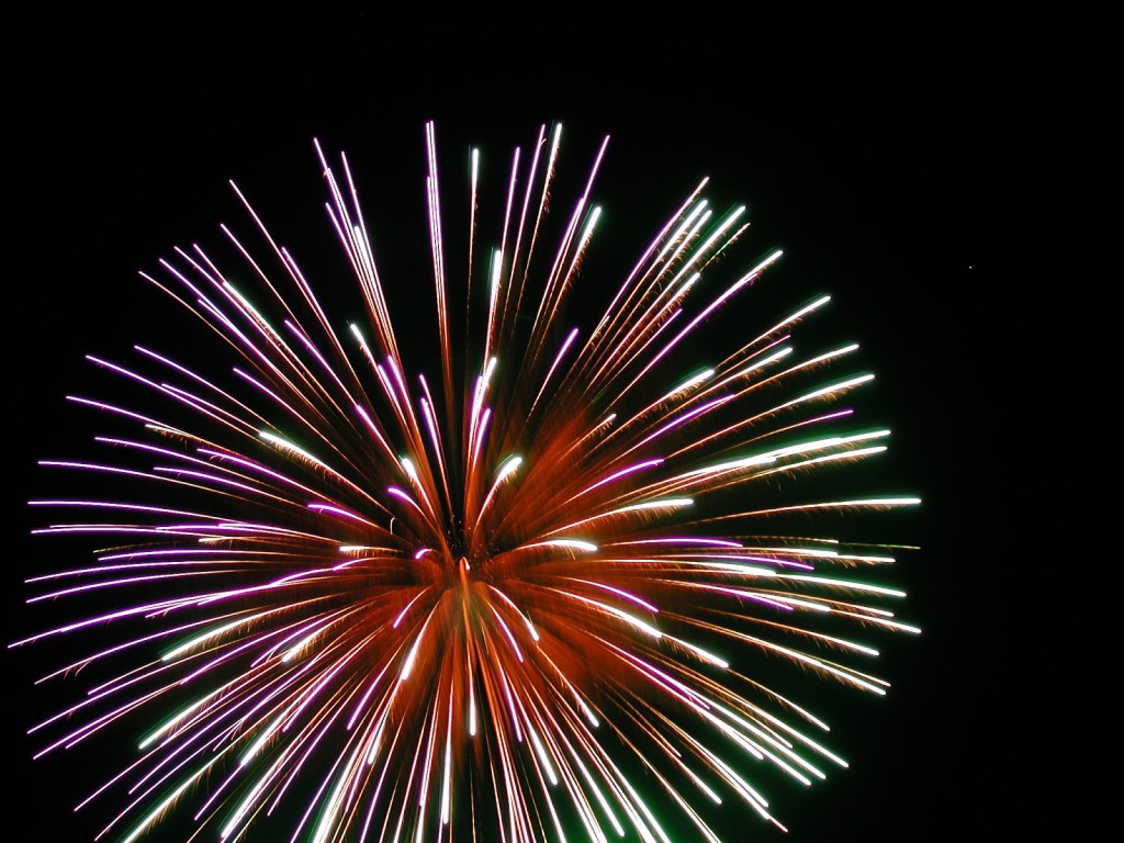 cad72-fireworks